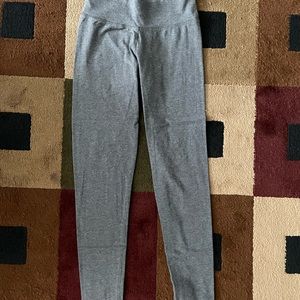 Womens Aerie chill play move xs leggings